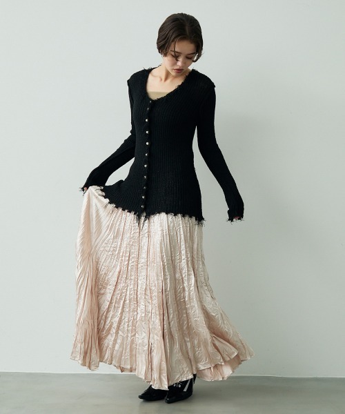Clum(クルム)の「Crinkle flare long skirt / クリンクルフレアロングスカート(スカート・レディース・ブラック/ピンクベージュ・FREE)」の6枚目の写真