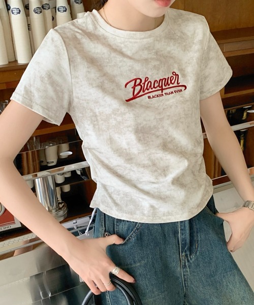 セール】【4色展開】 絞り染風フィットTシャツ/ワンポイント刺繍