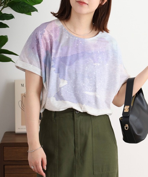 myke(ミーカ)の「myke 水彩宇宙プリントタックTシャツ(Tシャツ/カットソー・レディース・オフホワイト/ホワイト×ネイビー/杢グレー・M)」の4枚目の写真