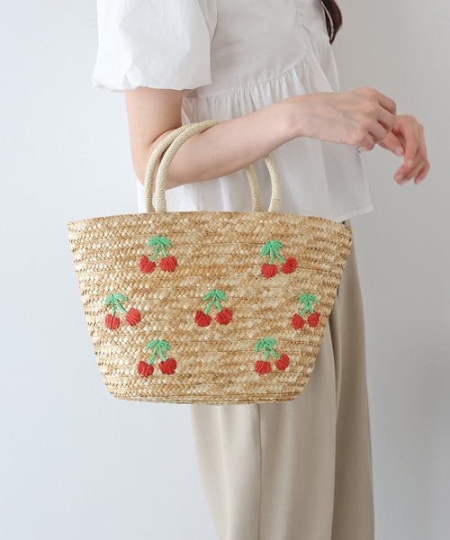 【美品】　LUDLOW ラドロー　ラタンバッグ　かごバッグ　フルーツ　刺繍 美品】 LUDLOW ラドロー ラタンバッグ かごバッグ フルーツ 刺繍