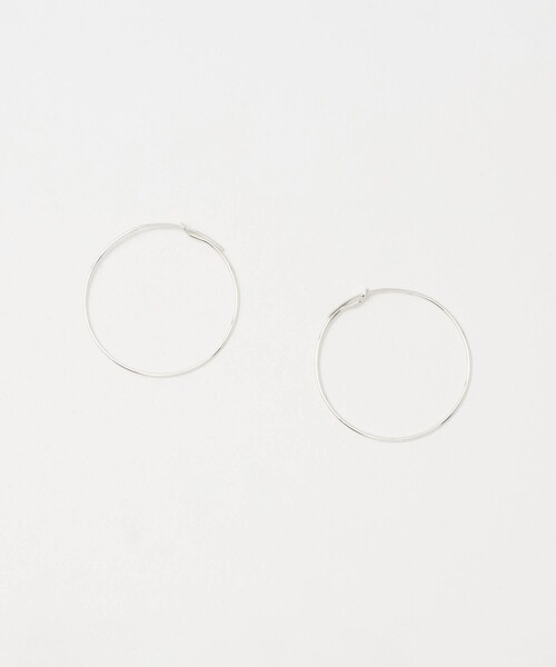 UNITED ARROWS(ユナイテッドアローズ)の「SILVER925 フープピアス(ピアス(両耳用)・レディース・シルバー・FREE)」の1枚目の写真