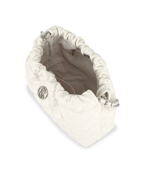 GYDA（ジェイダ）の「GYDA(ジェイダ)チェーントートバッグ GY-B356 ダブルキルティング（トートバッグ・レディース・アイボリー/ブラック/レッド・FREE）」の13枚目の写真