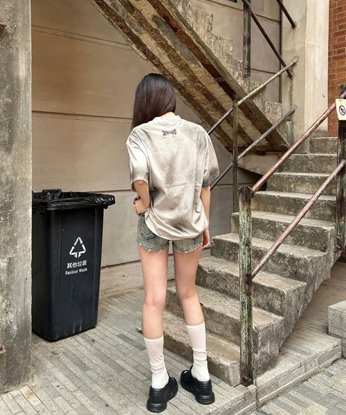ATMARK(アットマーク)の「《2サイズ展開 / UNISEX 》オーバーサイズ スプレー加工 アソートT(Tシャツ/カットソー・メンズ・ブラック/グレー/ベージュ/ブラック系1・MEDIUM/LARGE)」の14枚目の写真