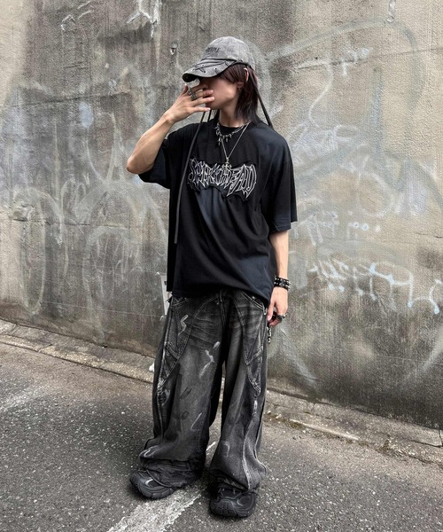ATMARK(アットマーク)の「《2サイズ展開 / UNISEX 》オーバーサイズ スプレー加工 アソートT(Tシャツ/カットソー・メンズ・ブラック/グレー/ベージュ/ブラック系1・MEDIUM/LARGE)」の16枚目の写真