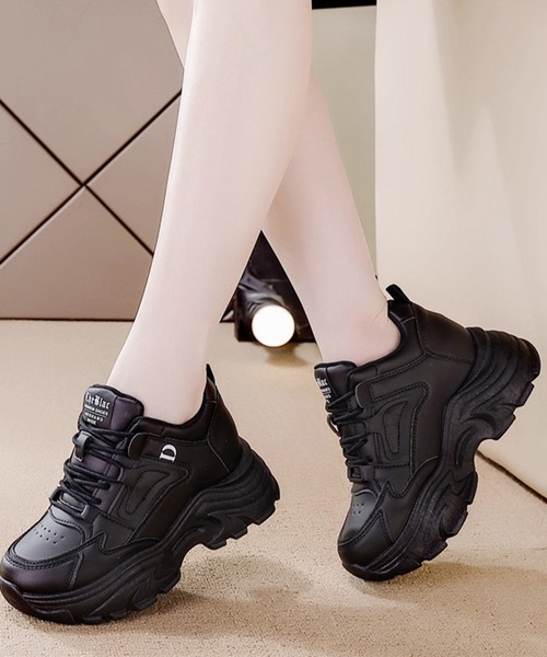 Lace Ladies(レースレディース)の「ワンカラー ナローストラップ 厚底 ダッド スニーカー(スニーカー・レディース・ホワイト/ブラック・22.5cm/23cm/23.5cm/24cm/24.5cm/25cm)」の2枚目の写真