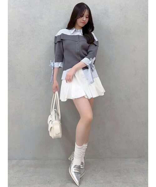 dazzlin（ダズリン）の「シャツレイヤードライクニットトップス（ニット/セーター・レディース・ベージュ/グレー/ブラック・FREE）」の18枚目の写真