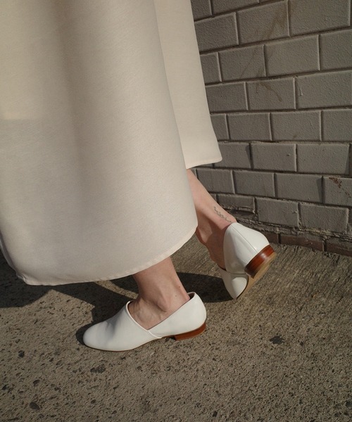 靴 CLANE SIDE CUT STACKED HEEL FLAT SHOES SIDE CUT STACKED HEEL FLAT SHOES（パンプス）｜CLANE（クラネ）の
