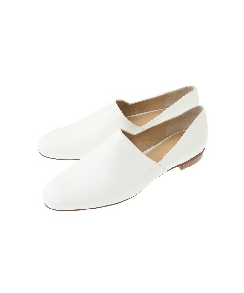 美品クラネシアーフラットパンプスclane CLANE（クラネ）の「OBLIQUE TOE FLAT SHOES（パンプス）」 - WEAR