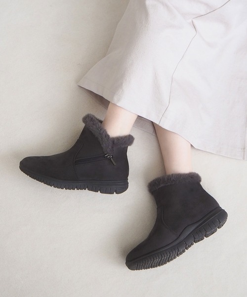 enchanted（エンチャンテッド）の「軽量サイドファスナーエコファーブーツ（ブーツ・レディース・ダークグレー/ダークブラウン/ブラック/グレイッシュベージュ・S/XS/LL/L/M）」の2枚目の写真