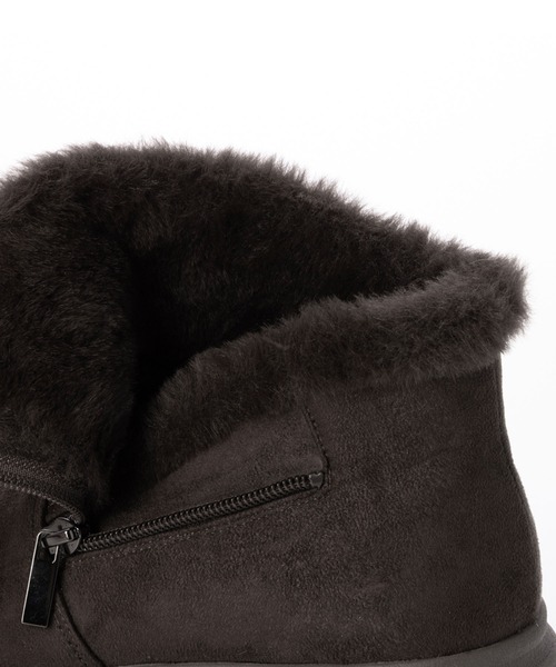 enchanted（エンチャンテッド）の「軽量サイドファスナーエコファーブーツ（ブーツ・レディース・ダークグレー/ダークブラウン/ブラック/グレイッシュベージュ・S/XS/LL/L/M）」の13枚目の写真