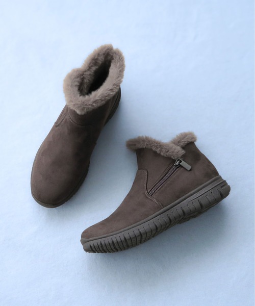enchanted（エンチャンテッド）の「軽量サイドファスナーエコファーブーツ（ブーツ・レディース・ダークグレー/ダークブラウン/ブラック/グレイッシュベージュ・S/XS/LL/L/M）」の16枚目の写真