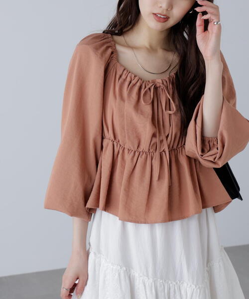 FREE'S MART(フリーズマート)の「◆ペプラムスクエアネックブラウス(シャツ/ブラウス・レディース・ブラウン/ブラック/ホワイト・FREE)」の3枚目の写真