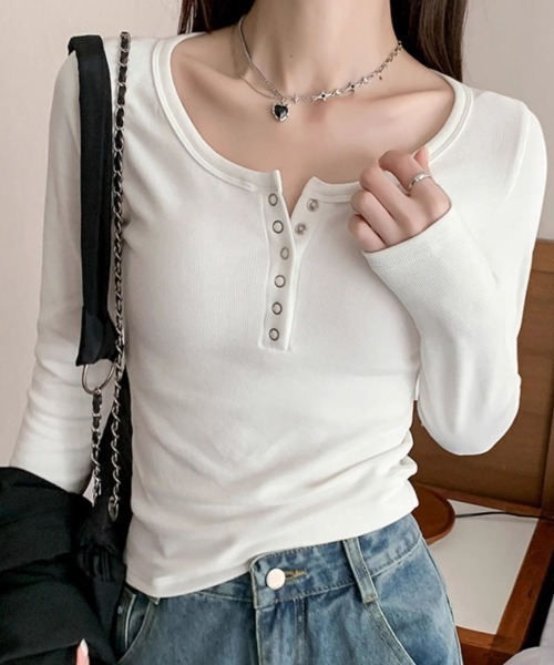 SHEPP(シープ)の「【累計お気に入り9500人突破】ヘンリーネック スリムフィット ロンT/26春夏(Tシャツ/カットソー・レディース・オートミール/ブラック/ホワイト・S/M)」の5枚目の写真