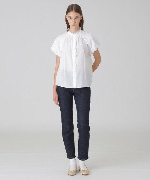 BLUE LABEL CRESTBRIDGE(ブルーレーベルクレストブリッジ)の「ドライクリアシャンブレーフリルブラウス(シャツ/ブラウス・レディース・ダークネイビー/オフホワイト・38/36)」の3枚目の写真