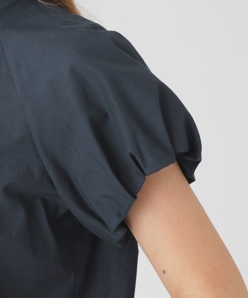 BLUE LABEL CRESTBRIDGE(ブルーレーベルクレストブリッジ)の「ドライクリアシャンブレーフリルブラウス(シャツ/ブラウス・レディース・ダークネイビー/オフホワイト・38/36)」の11枚目の写真