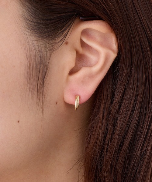 CALIN STANDARD(カリンスタンダード)の「◆金属アレルギー対応◆◆made in japan◆【高品質ポスト】ダブルライン ジルコニアセラミックポストピアス(ピアス(両耳用)・レディース・シルバー/ゴールド/ピンクゴールド・FREE)」の1枚目の写真