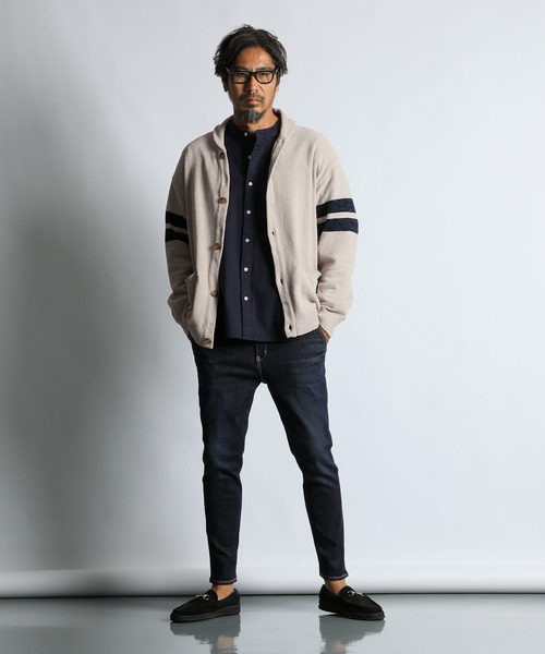 The DUFFER of ST.GEORGE(ザダファーオブセントジョージ)の「SHAWL COLLAR CARDIGAN:モールニット ショールカラー カーディガン(カーディガン/ボレロ・メンズ・ネイビー/ライトベージュ・X-LARGE/LARGE/MEDIUM)」の14枚目の写真