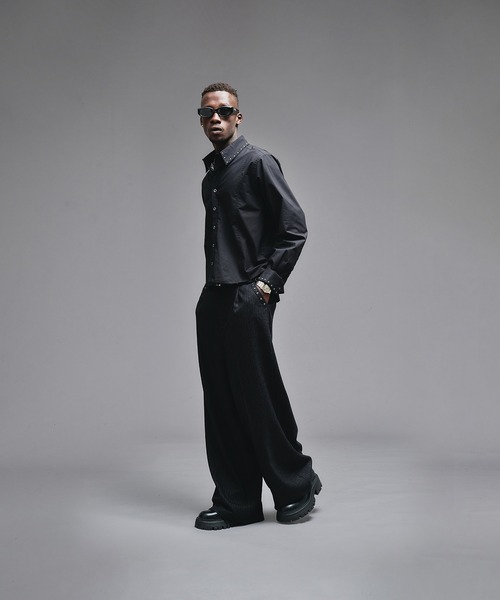 ANDER HUNK（アンダーハンク）の「Studs Design Double-cuffs Shirt / スタッズデザインダブルカフスシャツ（シャツ/ブラウス・メンズ・ブラック/ホワイト・MEDIUM/LARGE）」の17枚目の写真