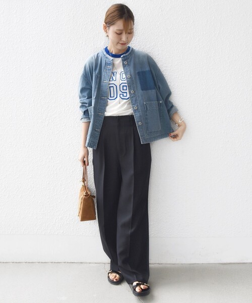 SHIPS（シップス）の「【WEB限定】〈洗濯機可能〉ノーカラー デニム カバー オール（デニムジャケット・レディース・ブルー/ネイビー・ONE SIZE）」の3枚目の写真