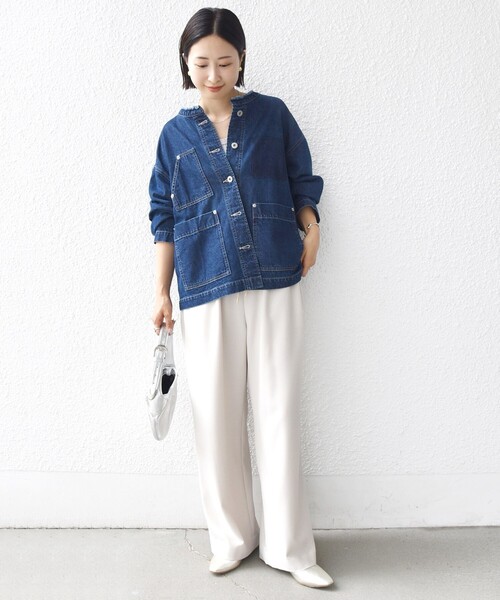 SHIPS（シップス）の「【WEB限定】〈洗濯機可能〉ノーカラー デニム カバー オール（デニムジャケット・レディース・ブルー/ネイビー・ONE SIZE）」の12枚目の写真