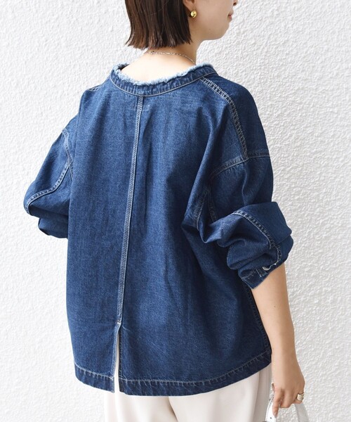 SHIPS（シップス）の「【WEB限定】〈洗濯機可能〉ノーカラー デニム カバー オール（デニムジャケット・レディース・ブルー/ネイビー・ONE SIZE）」の18枚目の写真