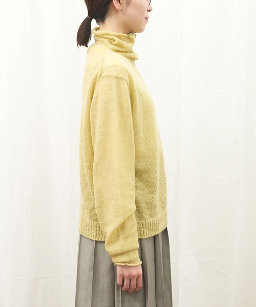 fig Ｌondon（フィグロンドン）の「Bobo cardigan（ニット/セーター・レディース・グレー/アイボリー/レッド/イエロー・FREE）」の12枚目の写真