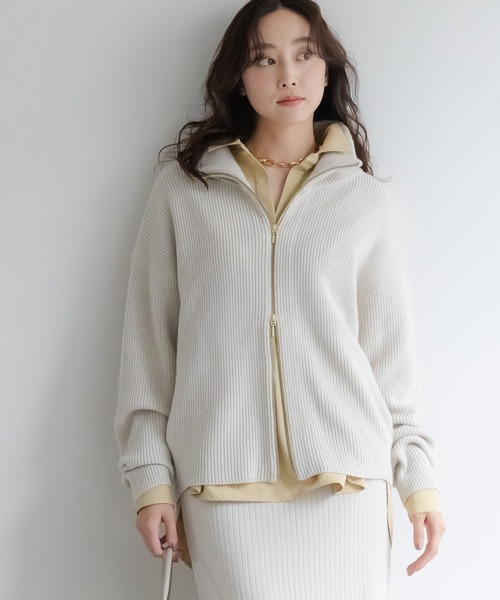 Elura(エルーラ)の「<WEB限定カラーあり>毛玉しらずジップカーディガン/571789(カーディガン/ボレロ・レディース・キャメル/ダークブラウン/グレイッシュベージュ/ブラック/ホワイト/ライトベージュ・FREE)」の5枚目の写真