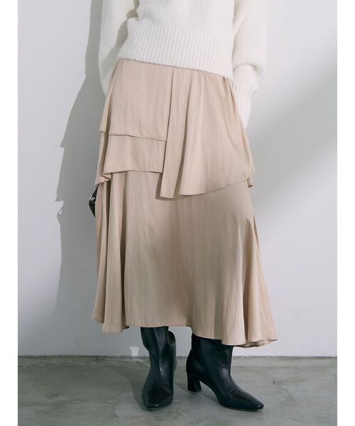 LAGUNAMOON(ラグナムーン)の「ヘムスリットティアードスカート(スカート・レディース・ベージュ/ブラック/ダークブラウン・SMALL/MEDIUM)」の1枚目の写真