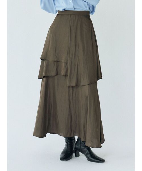 LAGUNAMOON(ラグナムーン)の「ヘムスリットティアードスカート(スカート・レディース・ベージュ/ブラック/ダークブラウン・SMALL/MEDIUM)」の4枚目の写真