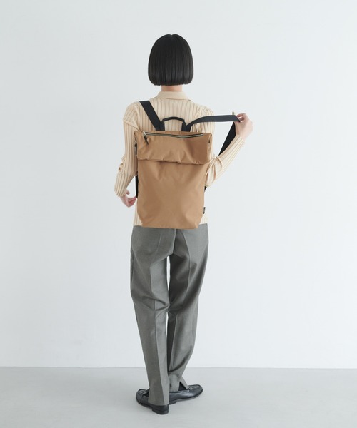 STANDARD SUPPLY（スタンダードサプライ）の「スタンダードサプライ / SIMPLICITY シンプリシティ / FOLD DAYPACK フォールドデイパック（バックパック/リュック・レディース・グリーン/ダークネイビー/モカ/サンドベージュ/ブラック/ダークパープル/グレー/チャコールグレー/ブルー・FREE）」の10枚目の写真