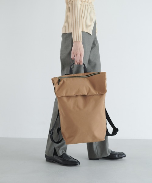 STANDARD SUPPLY（スタンダードサプライ）の「スタンダードサプライ / SIMPLICITY シンプリシティ / FOLD DAYPACK フォールドデイパック（バックパック/リュック・レディース・グリーン/ダークネイビー/モカ/サンドベージュ/ブラック/ダークパープル/グレー/チャコールグレー/ブルー・FREE）」の12枚目の写真