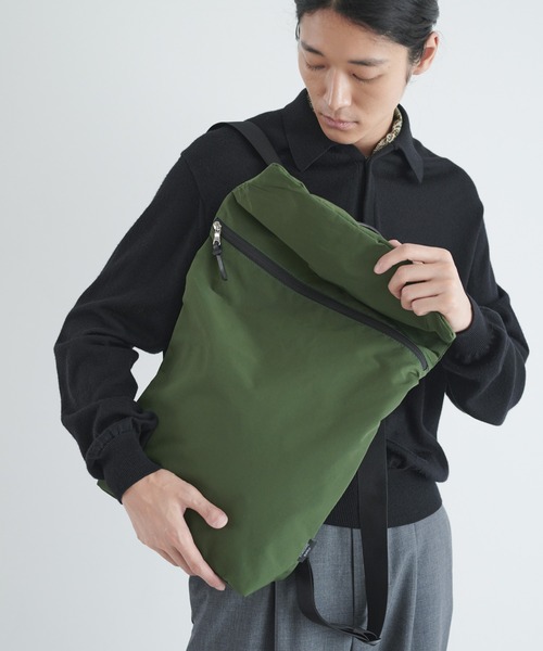 STANDARD SUPPLY（スタンダードサプライ）の「スタンダードサプライ / SIMPLICITY シンプリシティ / FOLD DAYPACK フォールドデイパック（バックパック/リュック・レディース・グリーン/ダークネイビー/モカ/サンドベージュ/ブラック/ダークパープル/グレー/チャコールグレー/ブルー・FREE）」の14枚目の写真