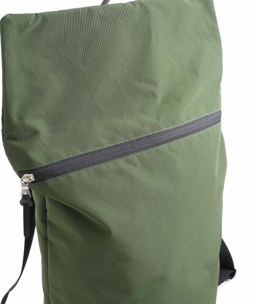 STANDARD SUPPLY（スタンダードサプライ）の「スタンダードサプライ / SIMPLICITY シンプリシティ / FOLD DAYPACK フォールドデイパック（バックパック/リュック・レディース・グリーン/ダークネイビー/モカ/サンドベージュ/ブラック/ダークパープル/グレー/チャコールグレー/ブルー・FREE）」の19枚目の写真