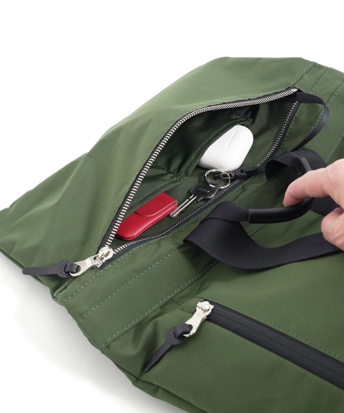 STANDARD SUPPLY（スタンダードサプライ）の「スタンダードサプライ / SIMPLICITY シンプリシティ / FOLD DAYPACK フォールドデイパック（バックパック/リュック・レディース・グリーン/ダークネイビー/モカ/サンドベージュ/ブラック/ダークパープル/グレー/チャコールグレー/ブルー・FREE）」の20枚目の写真