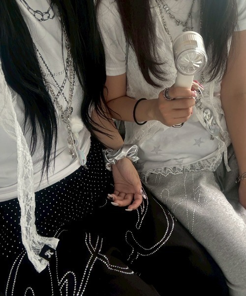 FANCY CLUB（ファンシークラブ）の「【FANCY CLUB】ANGEL VINTAGE SWEATPANTS 別注 / 【ファンシークラブ】エンジェルヴィンテージスウェットパンツ（スウェットパンツ・レディース・グレー/ブラック・ONE SIZE）」の3枚目の写真