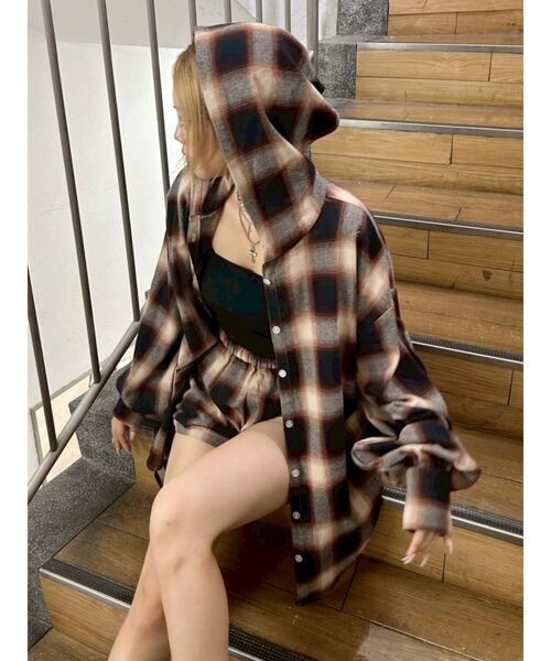 EVRIS（エヴリス）の「サイドギャザーチェックショートパンツ【セットアップ着用可能】（その他パンツ・レディース・ブラック/ブラウン・FREE）」の3枚目の写真