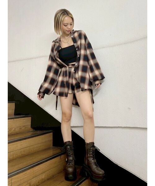 EVRIS（エヴリス）の「サイドギャザーチェックショートパンツ【セットアップ着用可能】（その他パンツ・レディース・ブラック/ブラウン・FREE）」の5枚目の写真