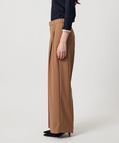 UNITED ARROWS（ユナイテッドアローズ）の「2タック ワイドパンツ‐UVカット 接触冷感 吸水速乾 帯電防止 ウォッシャブル‐（スラックス・レディース・ブラック/ピンク/ベージュ/ネイビー・36/34/38/40）」の14枚目の写真