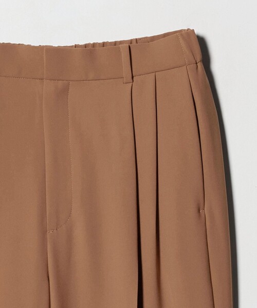 UNITED ARROWS（ユナイテッドアローズ）の「2タック ワイドパンツ‐UVカット 接触冷感 吸水速乾 帯電防止 ウォッシャブル‐（スラックス・レディース・ブラック/ピンク/ベージュ/ネイビー・36/34/38/40）」の18枚目の写真