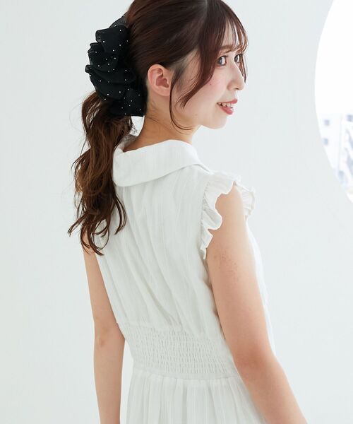 MAJESTIC LEGON（マジェスティックレゴン）の「デコルテオープンノースリロングワンピ（ワンピース・レディース・ブラック/オフホワイト/ブラック系その他・MEDIUM/SMALL）」の10枚目の写真