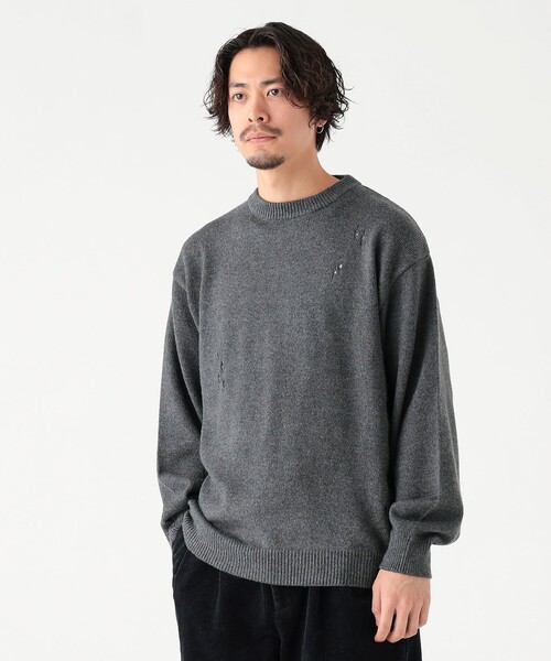 B:MING by BEAMS（ビーミングバイビームス）の「5ゲージ ダメージ クルー ニット（ユニセックス）（ニット/セーター・メンズ・ブラック/チャコールグレー・L/M/S/XL）」の4枚目の写真