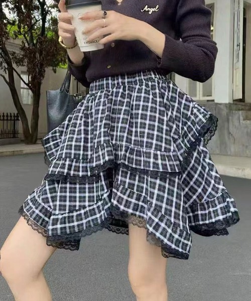 STAY MOTION（ステイモーション）の「【WEB限定】裾アシンメトリーチェック柄フリルミニスカート［韓国ファッション ガーリー］（スカート・レディース・ブラック/ブラウン・S/M）」の4枚目の写真