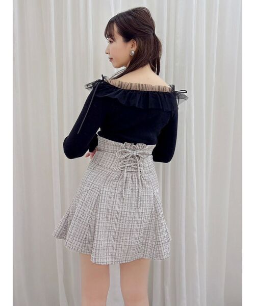 dazzlin（ダズリン）の「スイッチングコルセットミニスカート（スカート・レディース・その他1/グレー/チャコールグレー・SMALL/MEDIUM）」の4枚目の写真