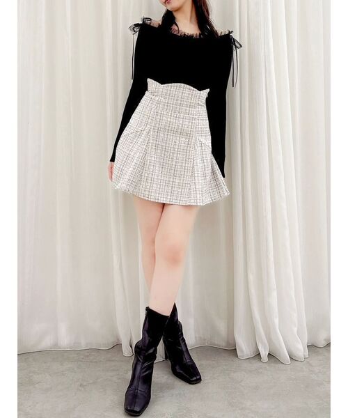 dazzlin（ダズリン）の「スイッチングコルセットミニスカート（スカート・レディース・その他1/グレー/チャコールグレー・SMALL/MEDIUM）」の5枚目の写真