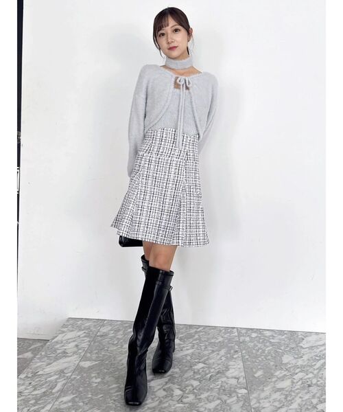 dazzlin（ダズリン）の「スイッチングコルセットミニスカート（スカート・レディース・その他1/グレー/チャコールグレー・SMALL/MEDIUM）」の14枚目の写真