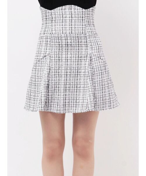 dazzlin（ダズリン）の「スイッチングコルセットミニスカート（スカート・レディース・その他1/グレー/チャコールグレー・SMALL/MEDIUM）」の17枚目の写真