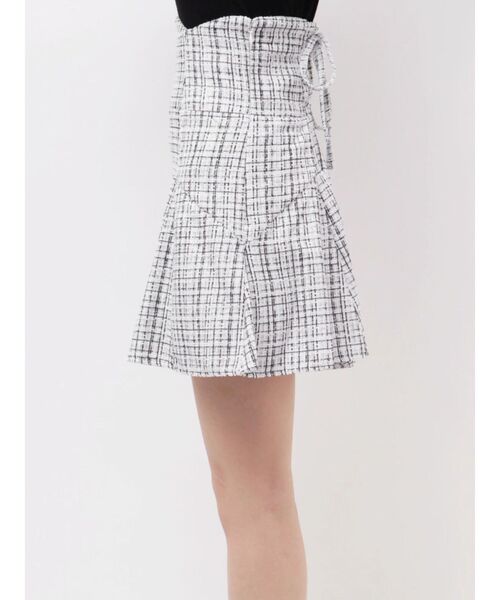 dazzlin（ダズリン）の「スイッチングコルセットミニスカート（スカート・レディース・その他1/グレー/チャコールグレー・SMALL/MEDIUM）」の18枚目の写真