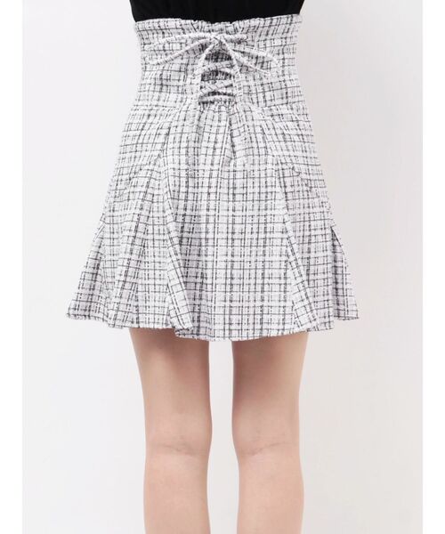 dazzlin（ダズリン）の「スイッチングコルセットミニスカート（スカート・レディース・その他1/グレー/チャコールグレー・SMALL/MEDIUM）」の19枚目の写真