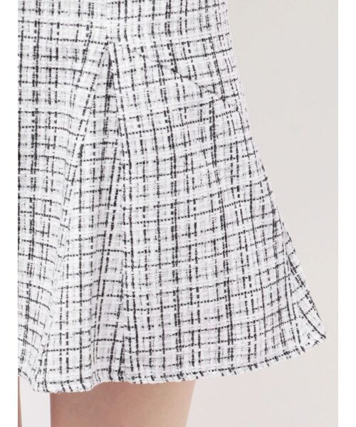 dazzlin（ダズリン）の「スイッチングコルセットミニスカート（スカート・レディース・その他1/グレー/チャコールグレー・SMALL/MEDIUM）」の21枚目の写真