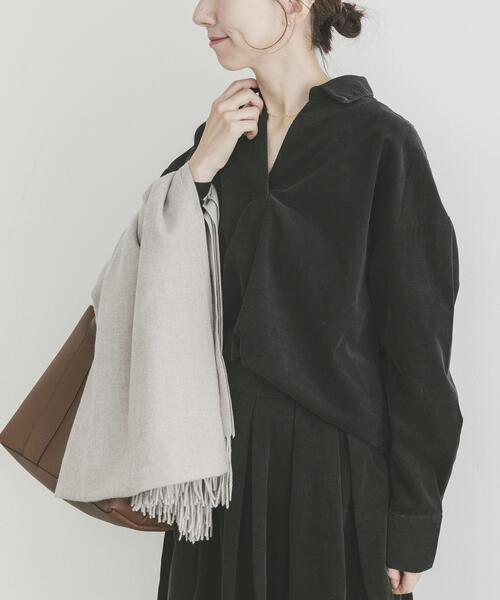ITEMS URBANRESEARCH(アイテムズ アーバンリサーチ)の「Souplement Corduroy Shirts(シャツ/ブラウス・レディース・ブラック/ホワイト系その他/ブラウン・FREE)」の1枚目の写真